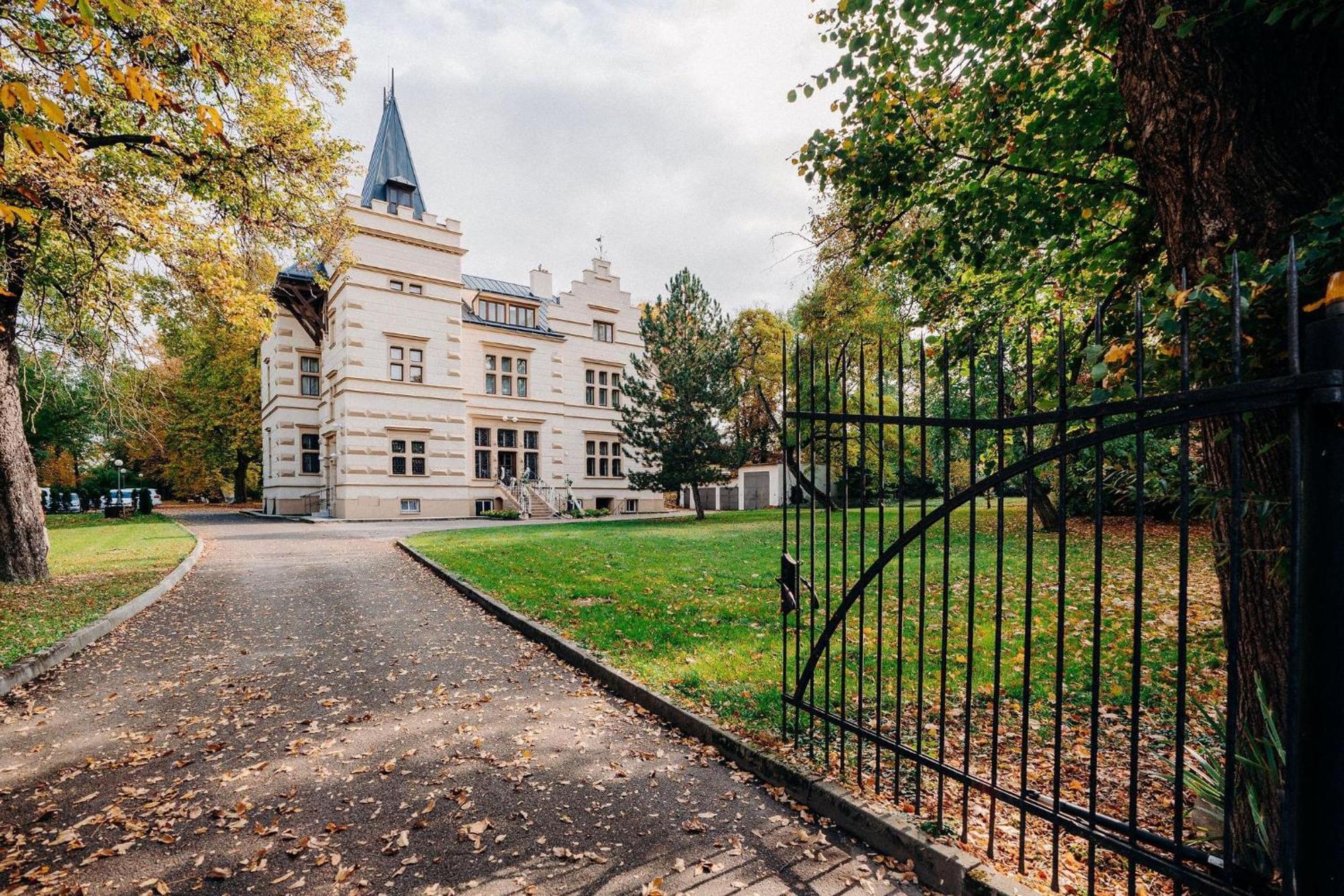 Vila Austerlitz ภายนอก รูปภาพ